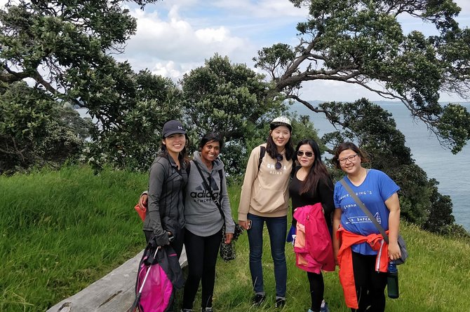 Waiheke Island Double Headland Coastal Walk - Customized Small-Group Adventure