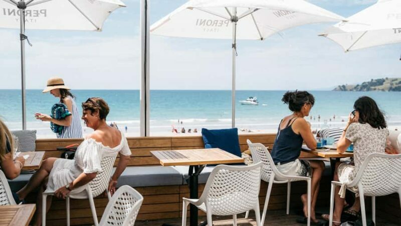 Waiheke Island: Wine Tour & Lunch at Award Winning Venue - Guides & Customer Service