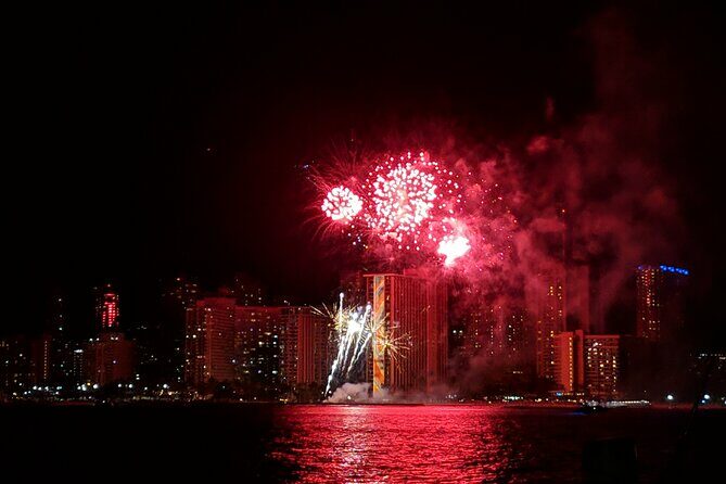 Waikiki Beach Catamaran Friday Night Fireworks Tour - Introduction