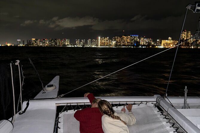 Waikiki Beach Catamaran Friday Night Fireworks Tour - Who Should Consider This Tour?