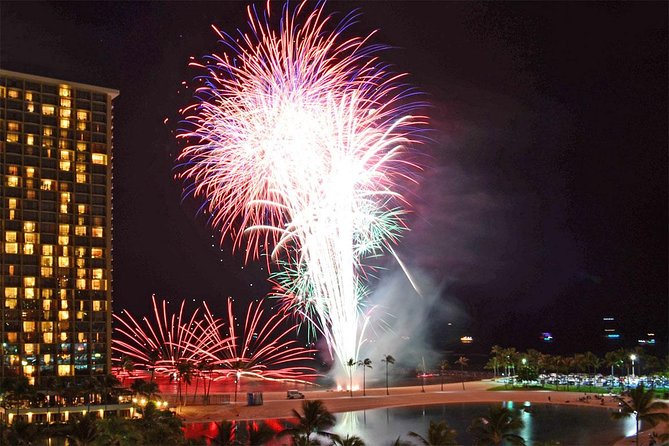 Waikiki Friday Walking Tour. Fireworks! Treats! Some Hula Show! - Local History and Culture Insights
