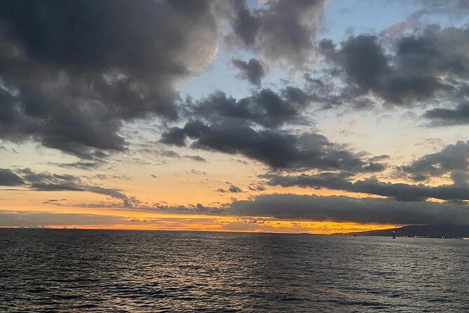 Waikiki to Diamondhead Sunset Cruise - BYOB - Provided Refreshments