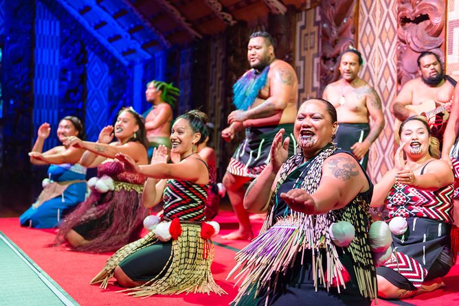 Waitangi Treaty Grounds: Combo Pass (Hāngī + Concert + Admission) - Immersive Maori Cultural Performance