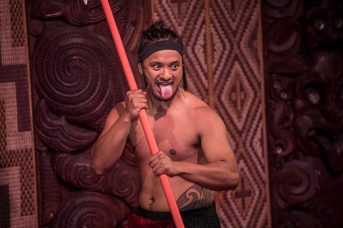 Waitangi Treaty Grounds: Combo Pass (Hāngī + Concert + Admission) - Significance of the Waitangi Treaty
