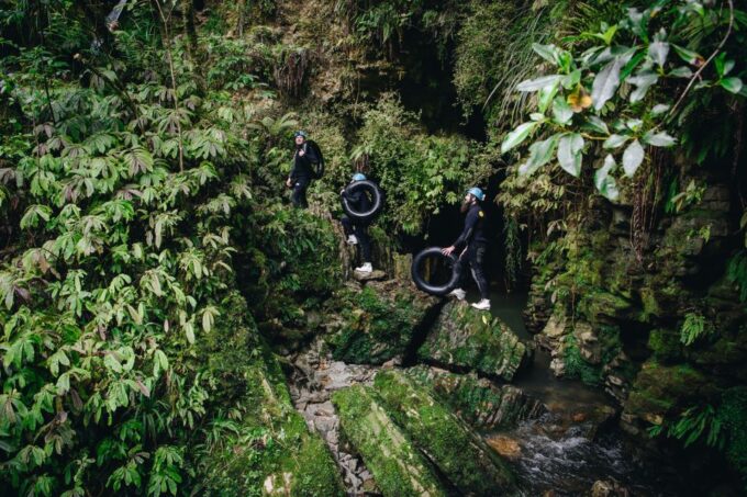 Waitomo Caves: Labyrinth Black Water Rafting Experience - Customer Feedback