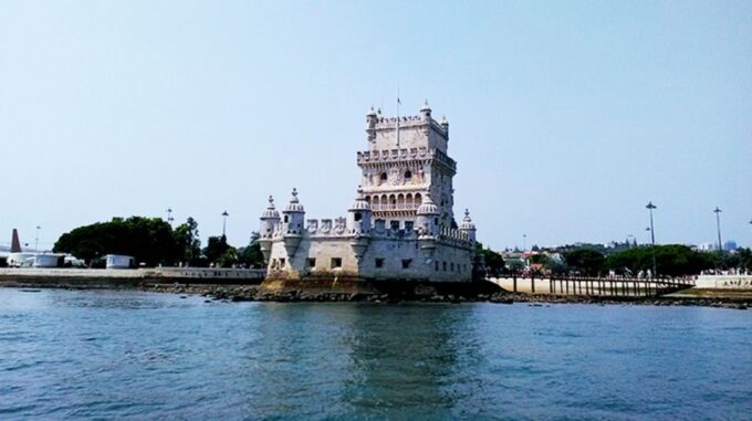 Wake up Lisbon - Private Morning Tour With Local Sailors - Frequently Asked Questions
