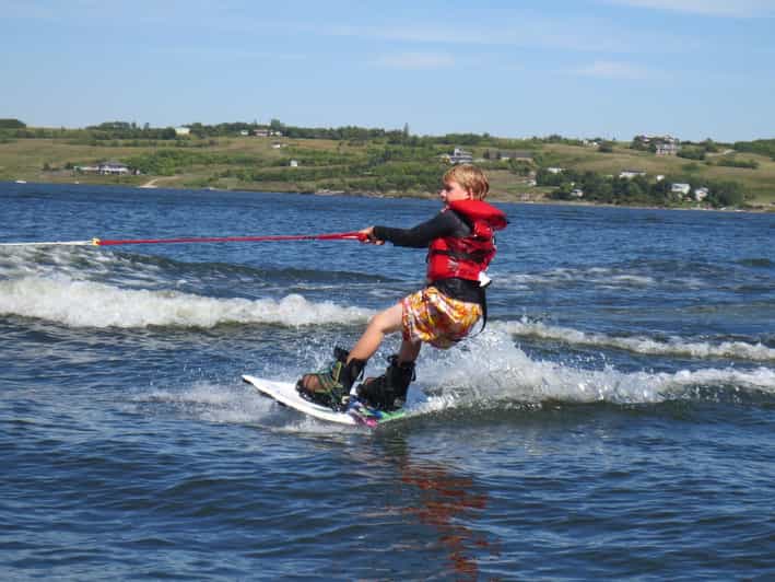 Wakeboard/Ski, Wakesurf and Tubing Experience Pleasure Boat - Key Points