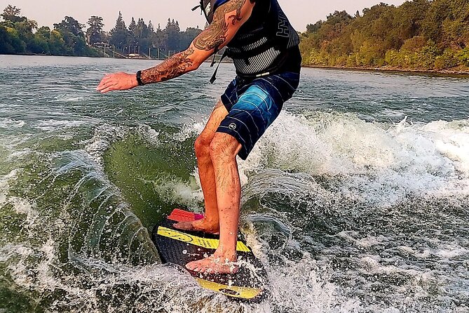 Wakeboard, Wakesurf or Kneeboard Private Half-Day Adventure - Preparing for Your Adventure