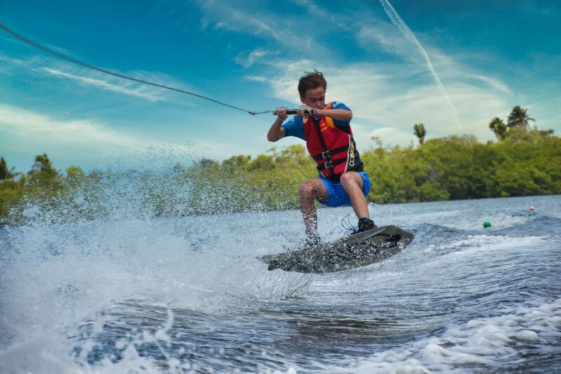 Wakeboarding in Trincomalee - Description of Wakeboarding