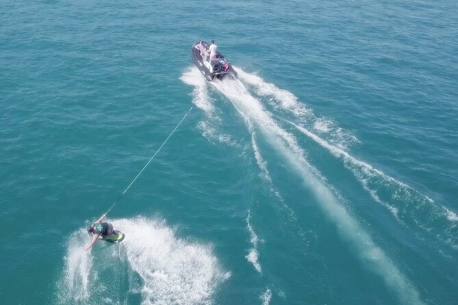 Wakeboarding Lake Zurich - Morning ! - Thrilling Water Sports