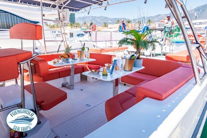 Walk and Dolphin Watching in Fuengirola + 1 Drink - Getting to the Meeting Point