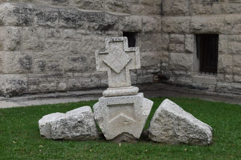 Walk Downtown Winnipeg With 4 Unique Smartphone Audio Tours - Encountering Winnipegs Most Haunted