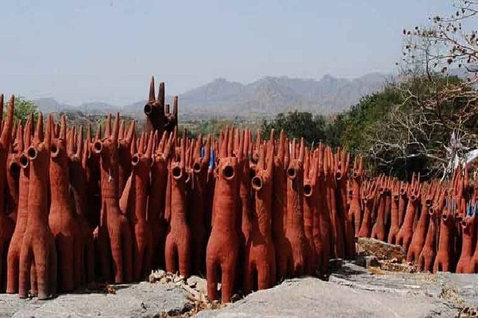 Walk In The Tribal Village Of Poshina Review - Key Points