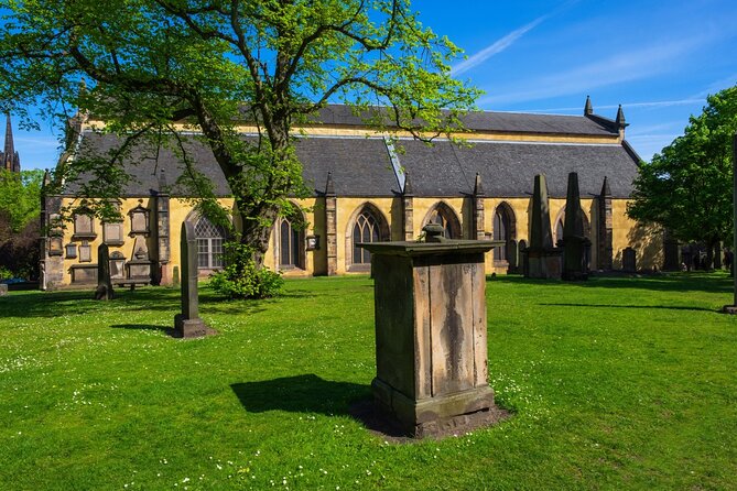 Walk on the Pages of Edinburgh – Guided Literary Tour - Tracing the Footsteps of Literary Luminaries