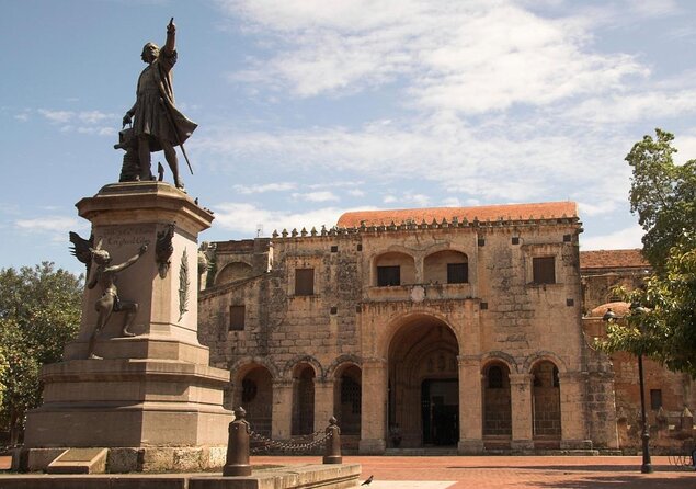 Walk Through the Colonial Zone of Santo Domingo, ALL INCLUSIVE Plan - About Your Stay