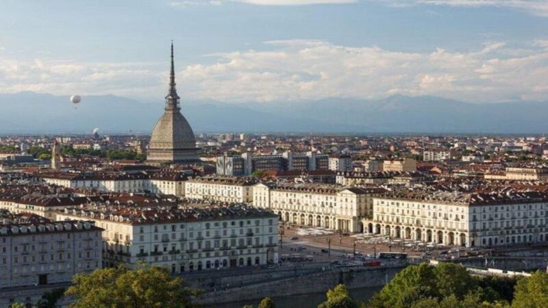 Walk Through Turin and Royal Palace - Key Points