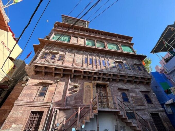 Walk to Bluecity Heritage Tour - Exploring Key Locations