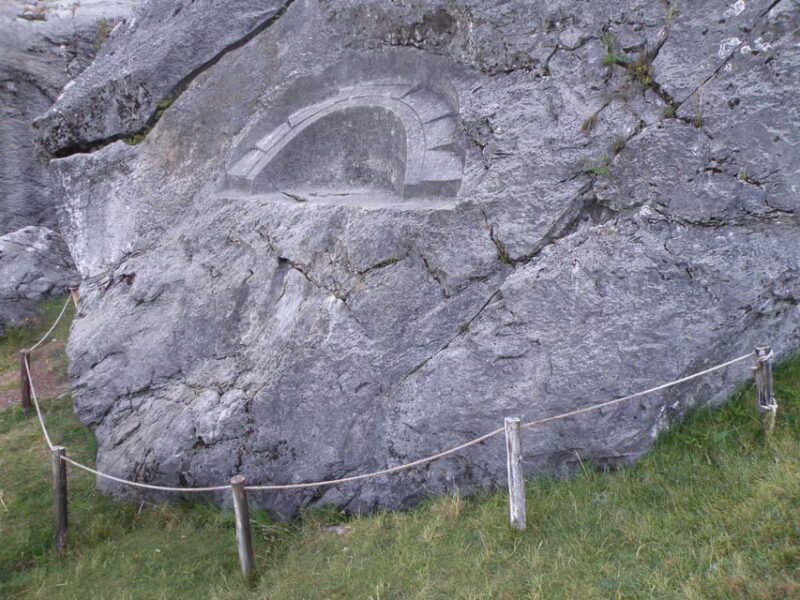Walk to the Condor Viewpoint - Quillarumiyoc Site