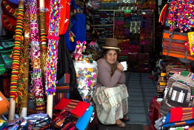 Walking City TOUR La Paz + Cable Cars + Valle De Luna. PRIVATE TOUR - Meeting and End Point