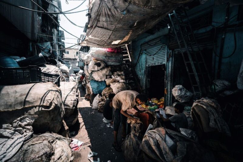 WALKING DHARAVI SLUM TOUR - Community Insights