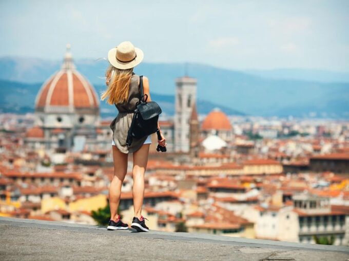Walking Florence: Medici Legacy, Ponte Vecchio and the Duomo - Medici Family Legacy