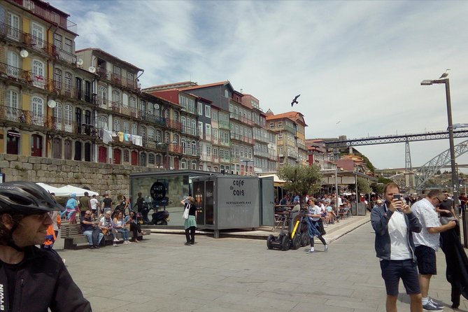 Walking & Hiking Through Porto - Experiencing Typical Portuguese Hospitality