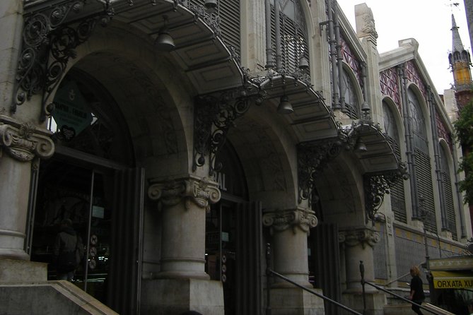 Walking in Valencia - Navigating Valencias Charming Neighborhoods