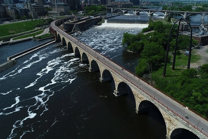 Walking Minneapolis Mississippi River, Falls & Historic Mills Private Tour(2hrs) - Learning About the Mill District