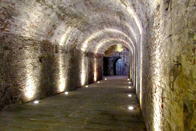 Walking Ramparts Tour in Lucca - Small-Group Tour Experience