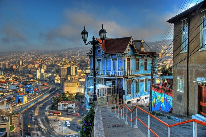 Walking Through Valparaiso - Tips for an Unforgettable Adventure