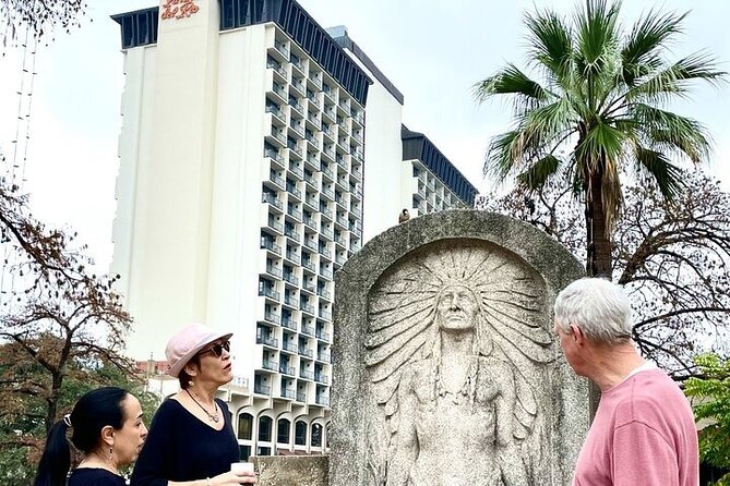Walking Tour Along the San Antonio Riverwalk And Around Downtown - What to Expect During the Tour