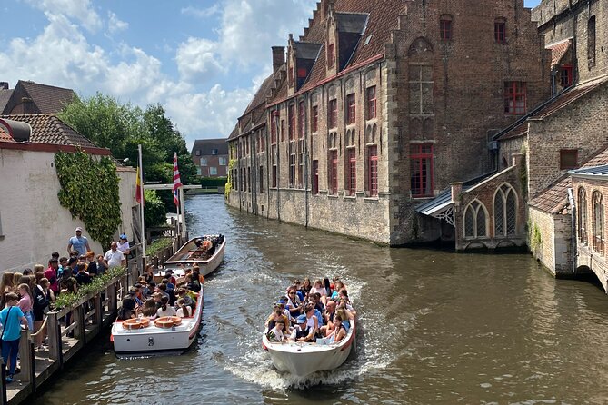 Walking Tour Bruges: Exciting Stories, Mysteries, People - Knowledgeable and Entertaining Guides