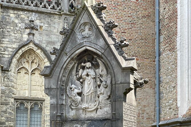 Walking Tour Bruges: Exciting Stories, Mysteries, People - Recommendations and Tips
