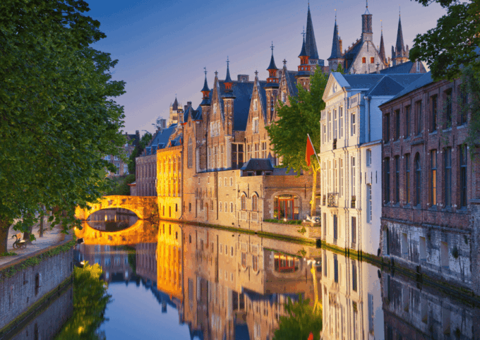 Walking Tour Bruges With Your Own Ai-Guide on Your Mobile - Exploring Bruges at Your Pace