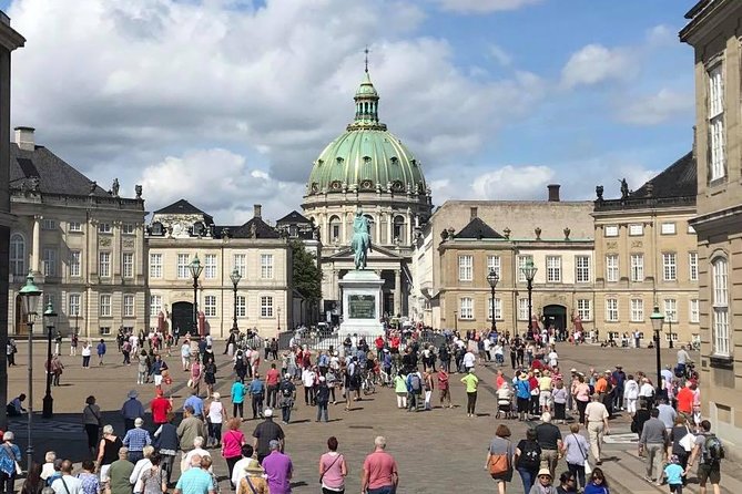 Walking Tour - Copenhagen and Christiansborg 3 Hours - Getting to the Meeting Point