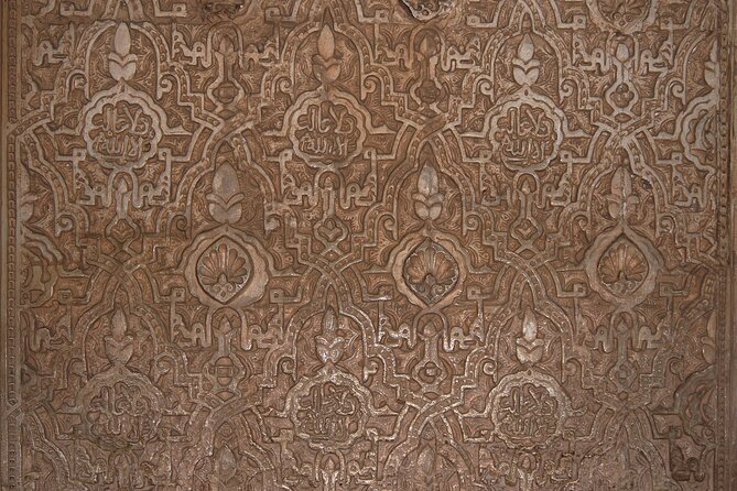 Walking Tour in Alhambra, Nasrid Palaces and Generalife - Alhambra, Nasrid Palaces, and Generalife