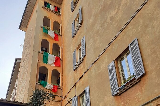 Walking Tour in an Ancient Private Tower House in the Historic Center of Bergamo - Quick Points
