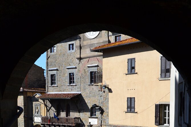 Walking Tour in Cortona - Schedule and Availability