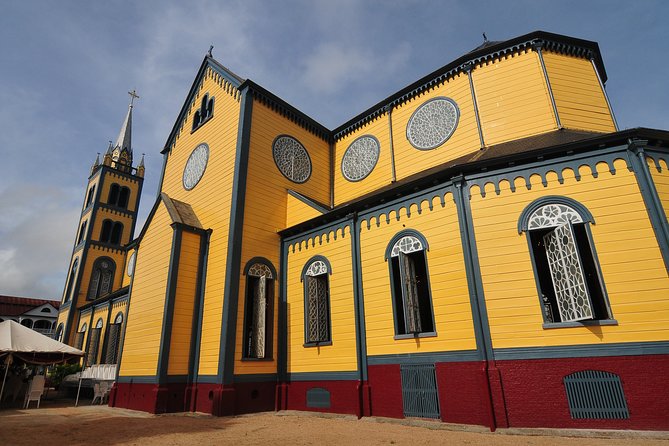 Walking Tour in Downtown Paramaribo - Key Points