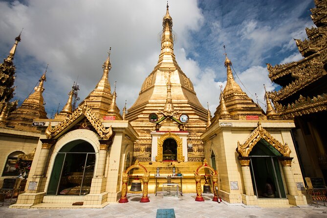 Walking Tour in Downtown Yangon - Highlights From Reviews