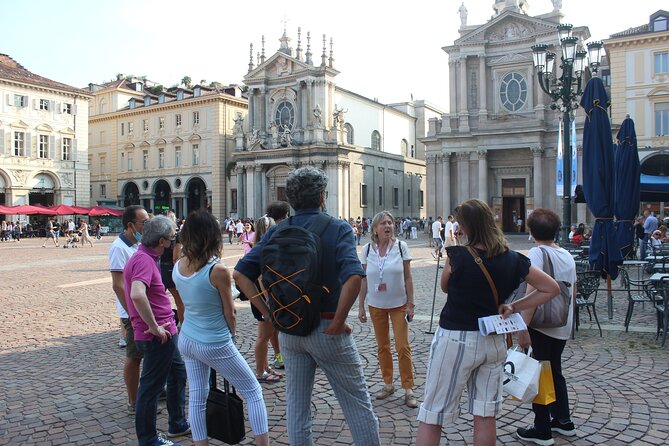 Walking Tour in Small Groups in English - Guided by Marina