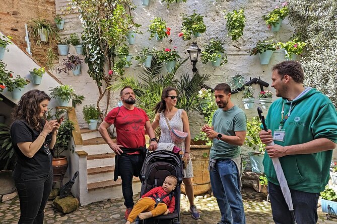 Walking Tour in the Patios of Cordoba - Communication Issues