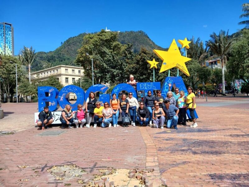 Walking Tour La Candelaria - Guerrilla and Paramilitary