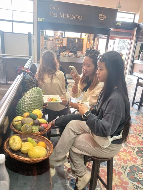 Walking Tour La Candelaria - Inclusions and Essentials