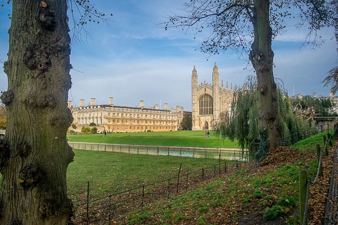 Walking Tour of Cambridge - University Colleges Tour
