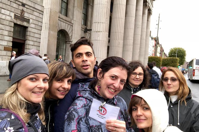 Walking Tour of Dublin in English - Wandering OConnell Street