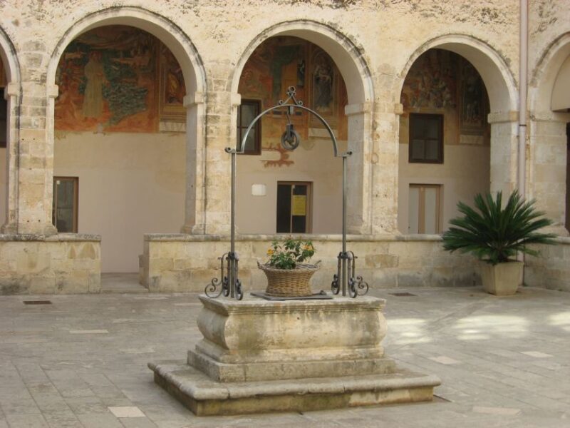 Walking Tour of Galatina With Pasticciotto Tasting - Key Points