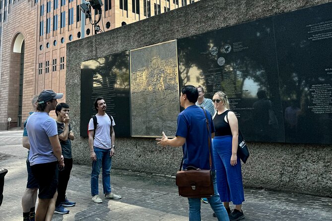 Walking Tour of Houston: History, Architecture, Street Art - Immersive Experience in the Theater District