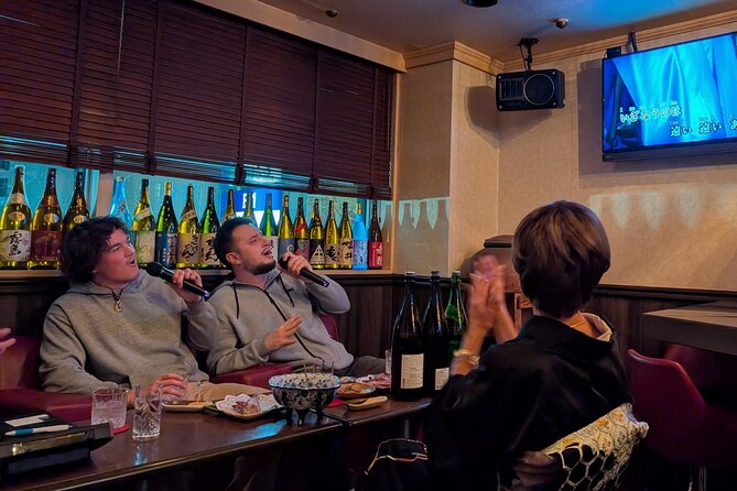 Walking Tour of Nagoya'S Nightlife and Cuisine With Snack Bar - Nagoyas Nightlife Highlights