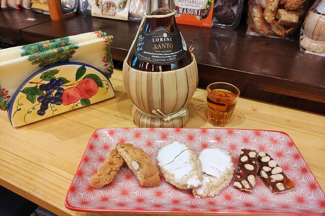 Walking Tour of Siena With Food & Chianti Wine - Savoring Classic Tuscan Delights